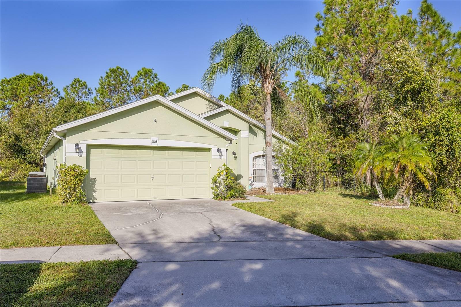 Property Photo:  803 Sandy Ridge Drive  FL 33896 