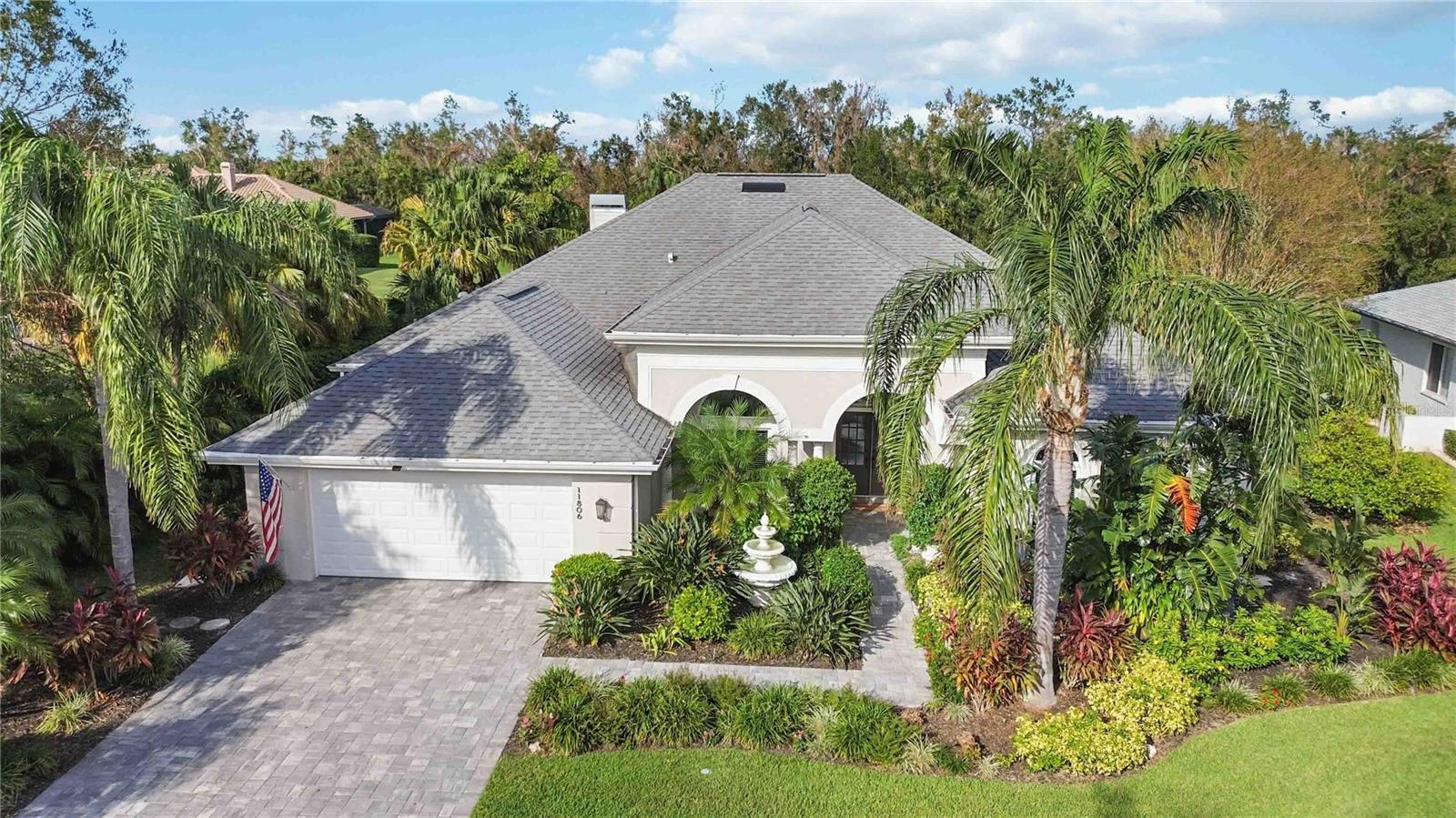 Property Photo:  11806 Oak Ridge Drive  FL 34219 