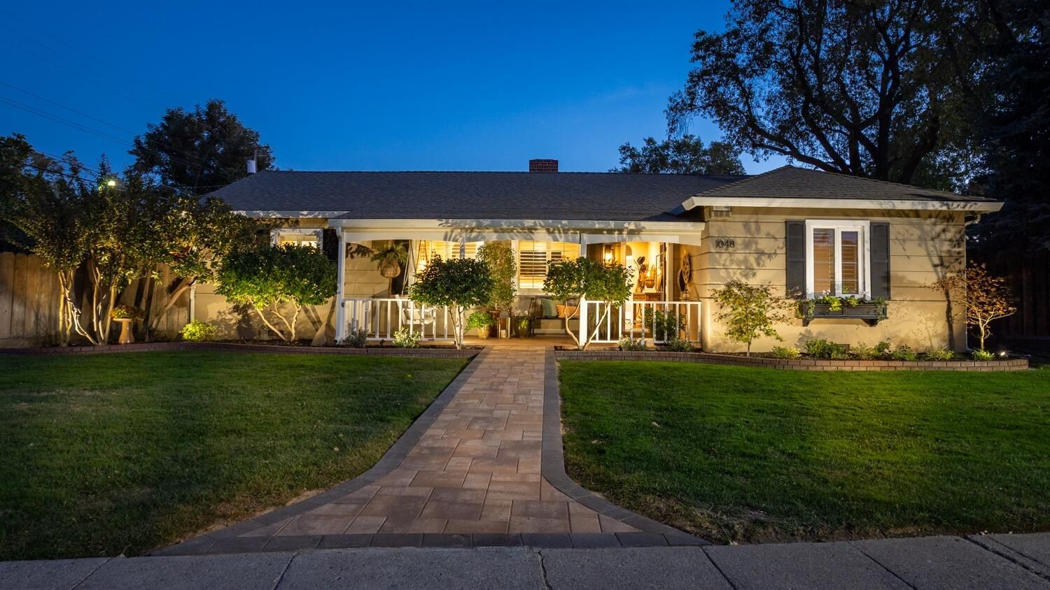 Property Photo: 1048 Harvard Avenue CA 95350