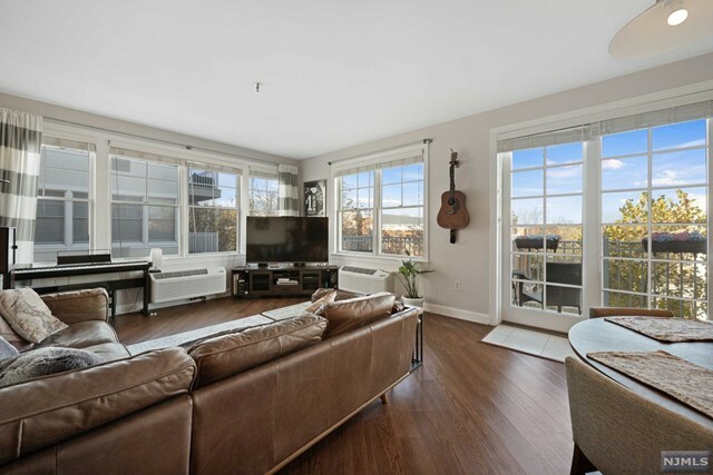 Property Photo:  40 Constitution Way 304  NJ 07305 