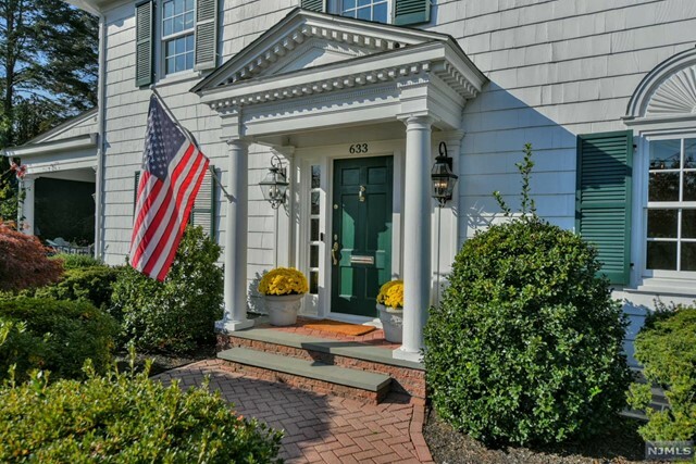 Property Photo:  633 Maple Avenue  NJ 07481 