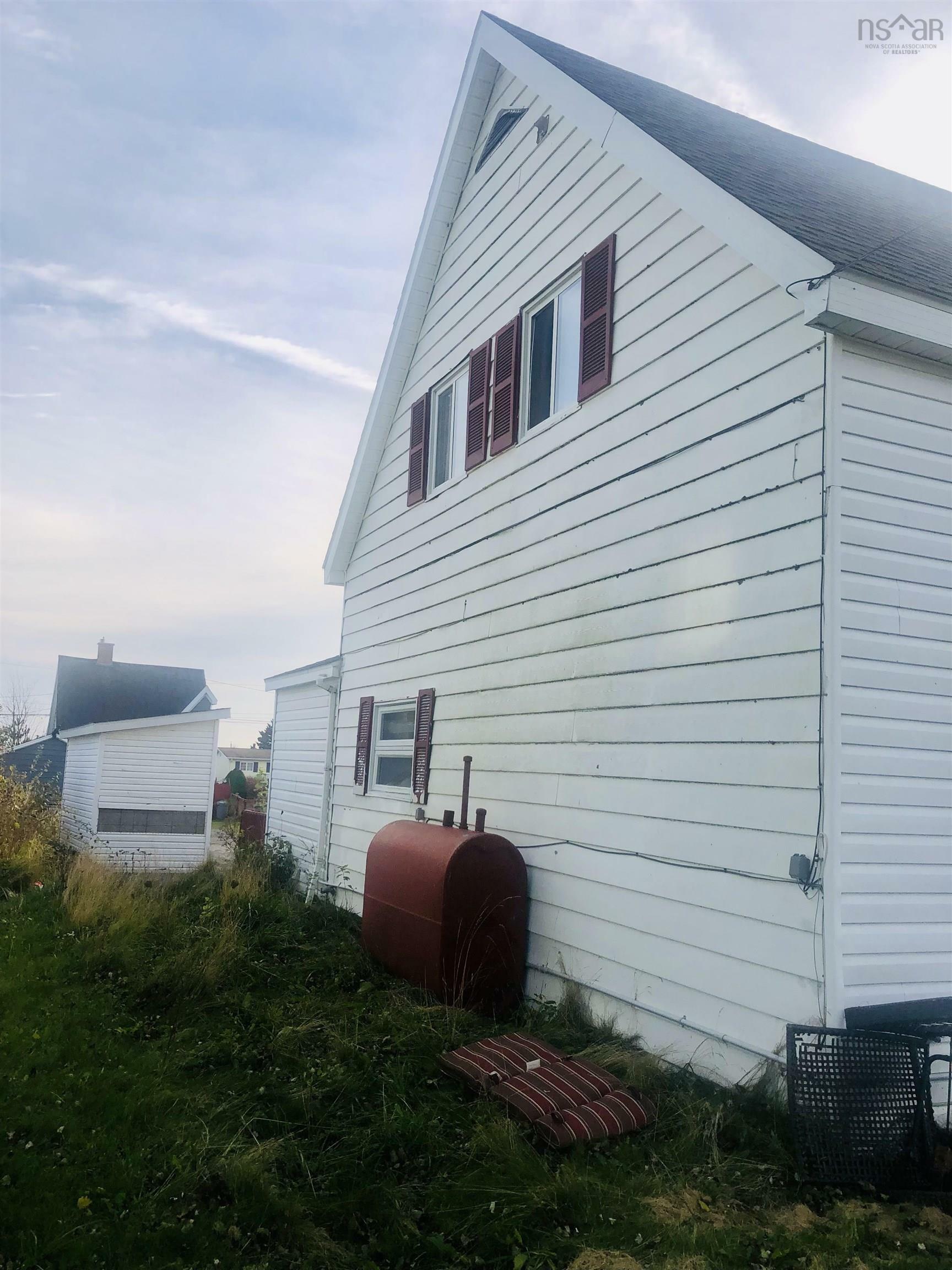 Property Photo:  178 Mansfield Street  NS B1A 3N8 