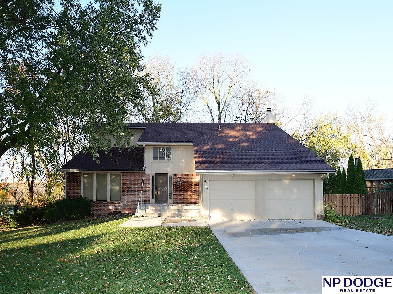 Property Photo: 3706 N 114 Avenue NE 68164