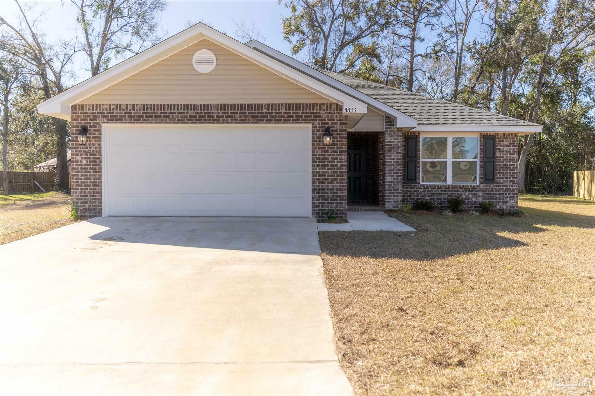 Property Photo: 1804 Leigh Loop 8D FL 32533