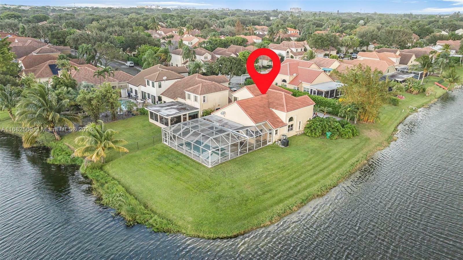 Property Photo:  2873 Oak Park Cir  FL 33328 