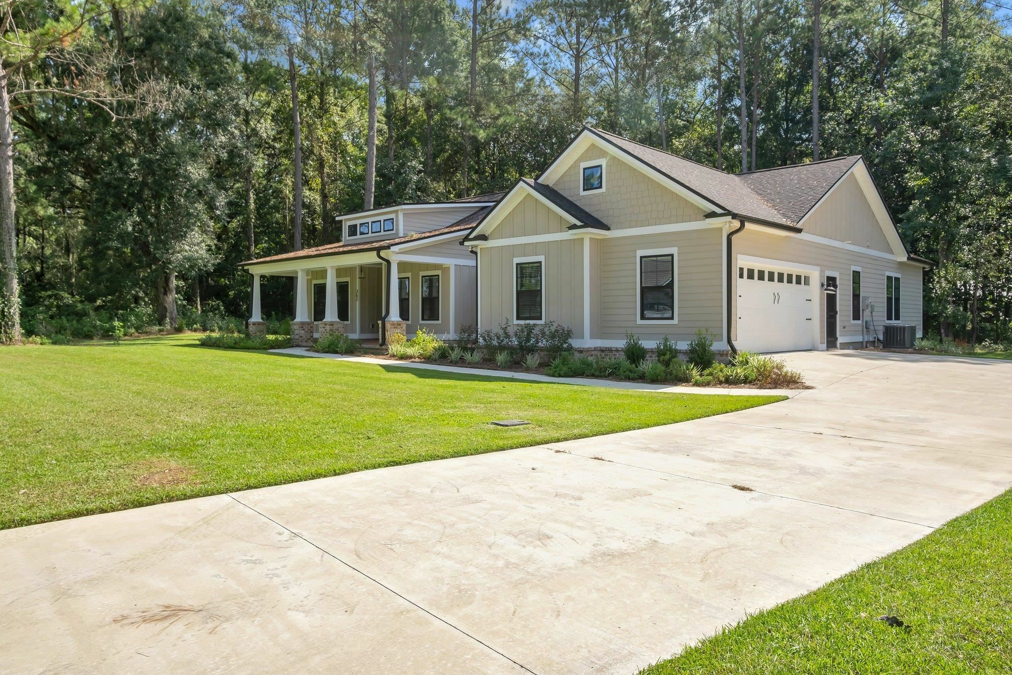 Property Photo:  362 Creekside Court  FL 32344 