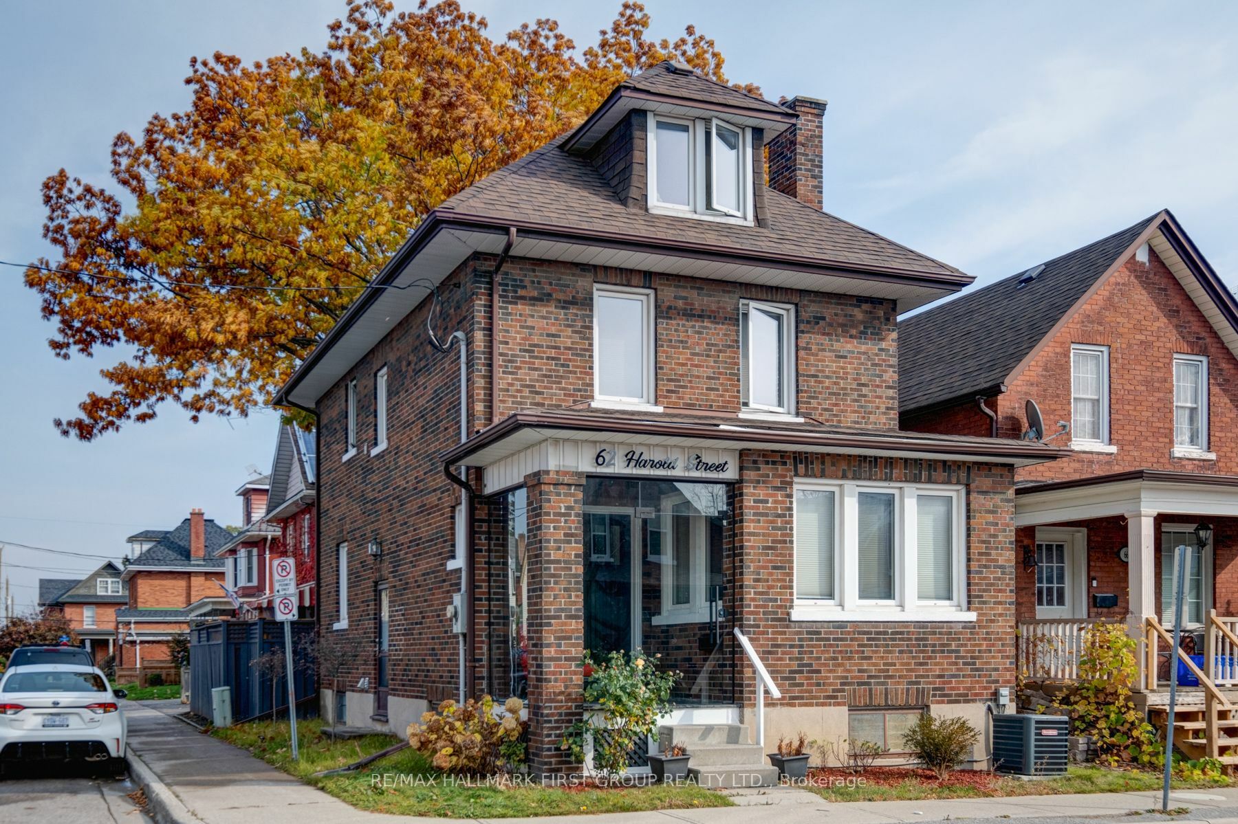 62 Harold St  Oshawa ON L1H 4Y3 photo