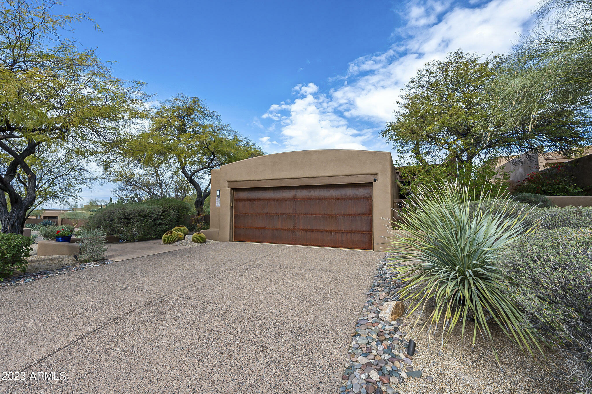 Property Photo:  8502 E Cave Creek Road 39  AZ 85377 