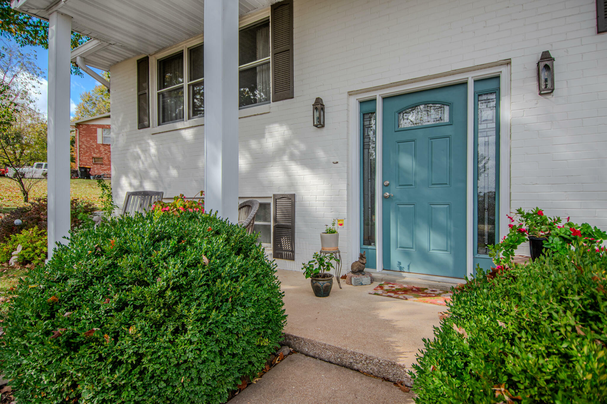 Property Photo:  1733 Roberts St  MO 65043 