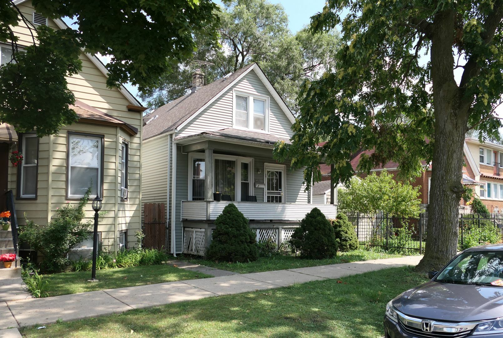 Property Photo:  7221 S Rockwell Street  IL 60629 