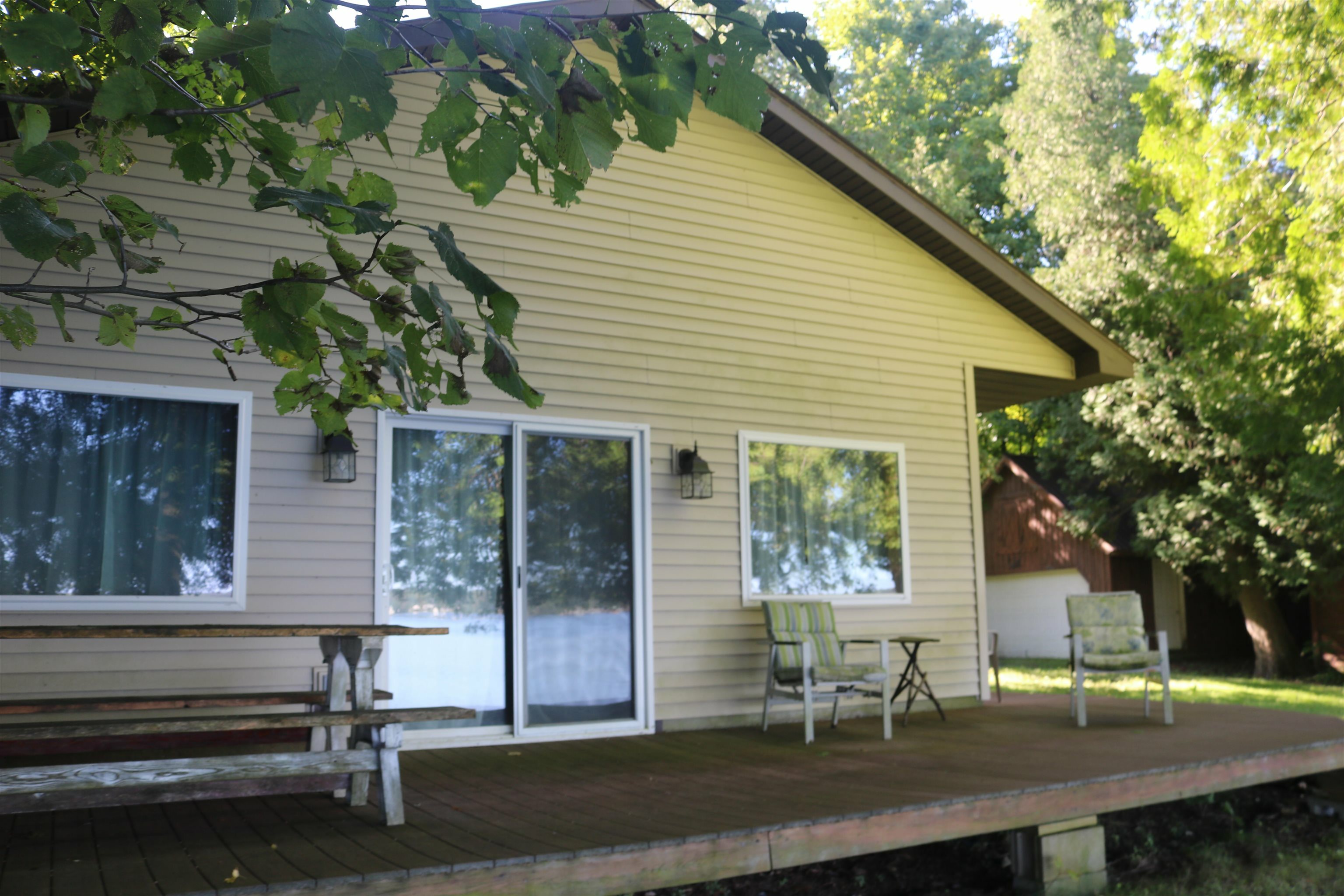 Property Photo:  78 Hammond Shore Road  VT 05457 