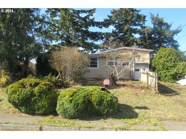 740 S Cammann St  Coos Bay OR 97420 photo