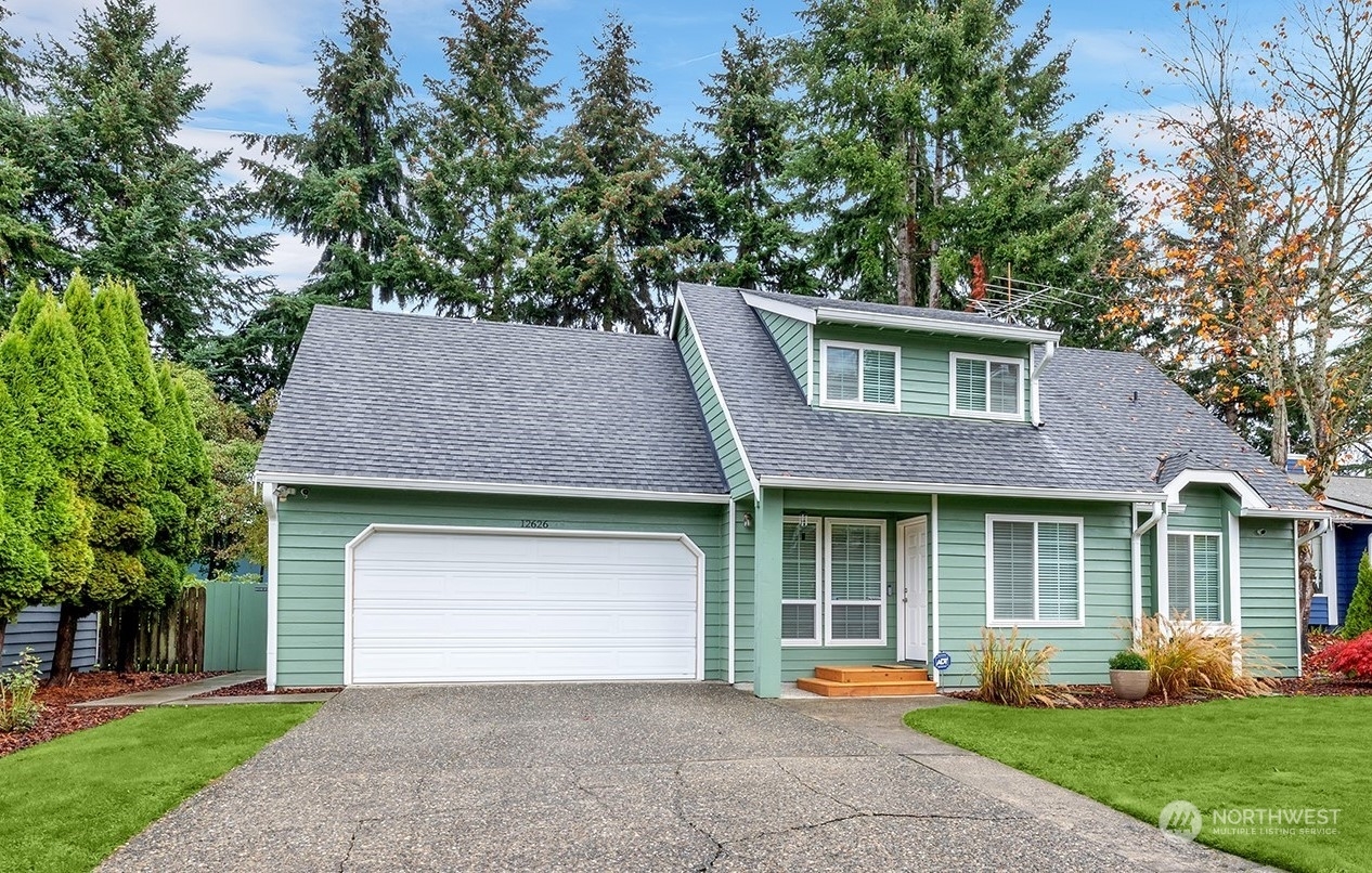 Property Photo:  12626 SE 317th Street  WA 98092 