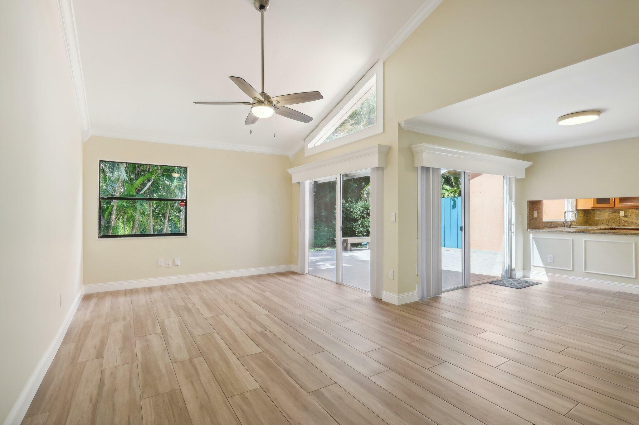 Property Photo:  20773 Del Luna Drive  FL 33433 