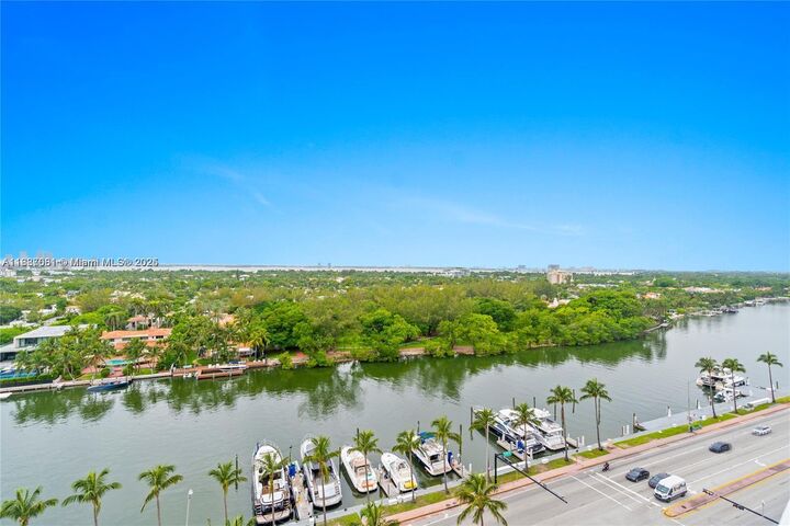 Property Photo: 4401 Collins Av 1214 FL 33140