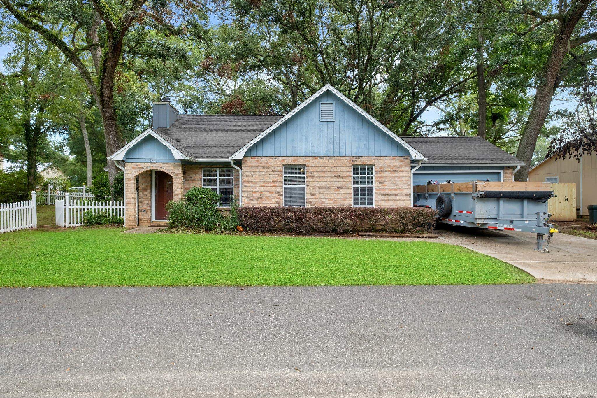 1552 Cinnamon Bear Circle  Tallahassee FL 32311 photo