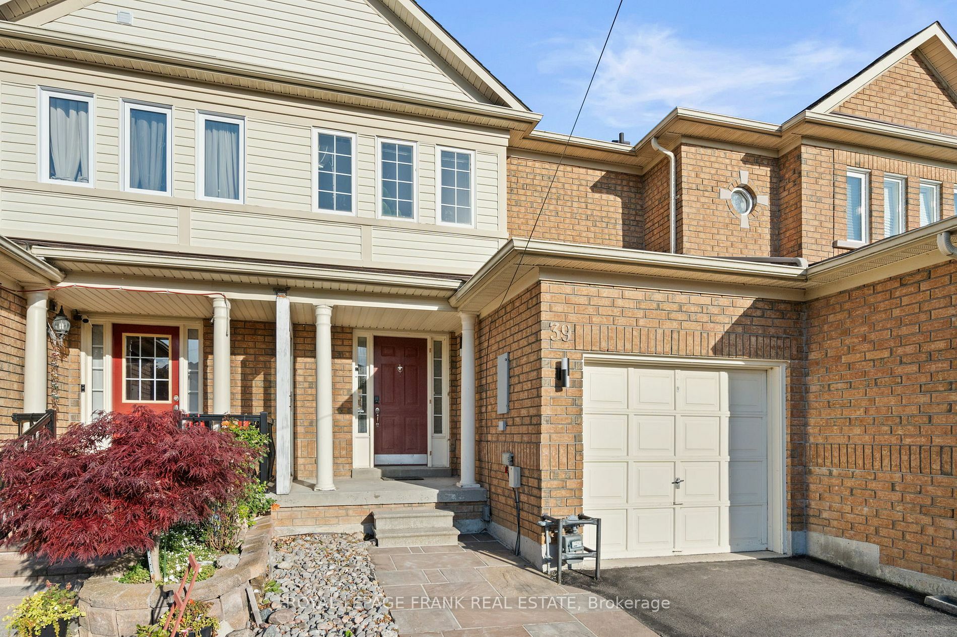 Property Photo:  39 Eastport Dr  ON M1C 5C4 