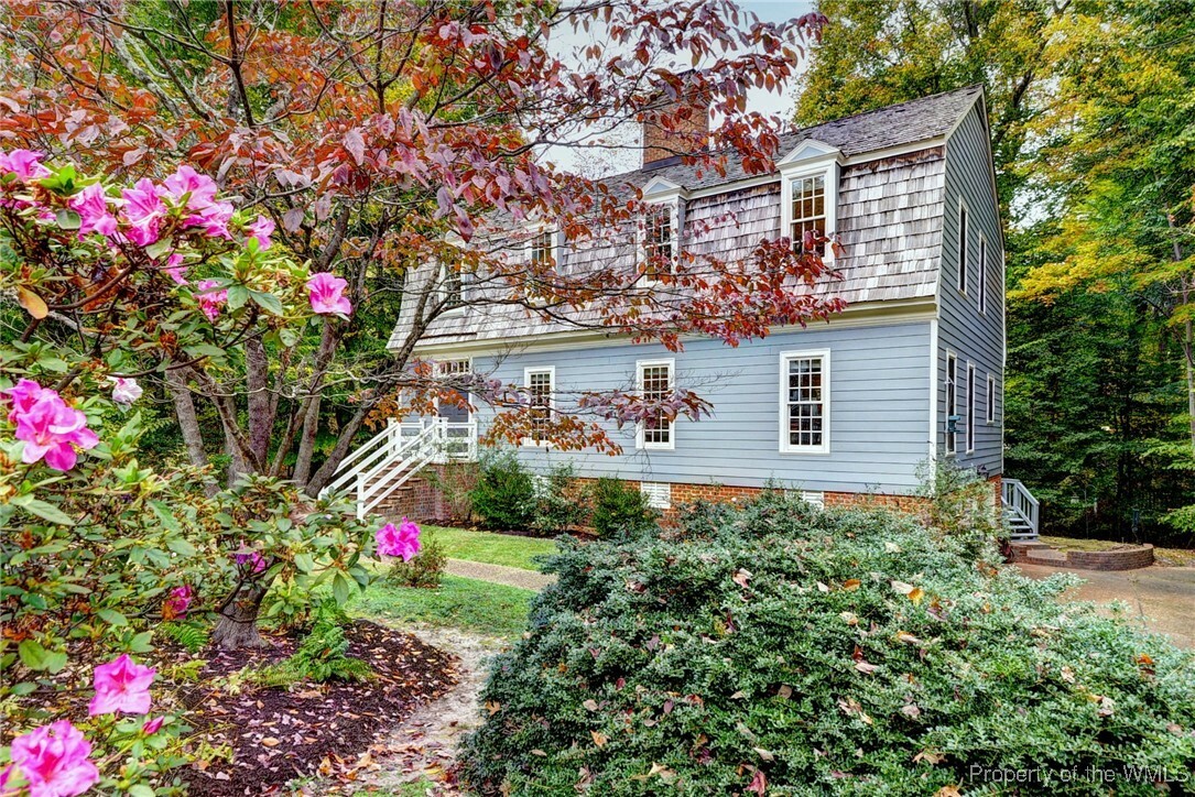 Property Photo: 101 Woodmere Drive VA 23185