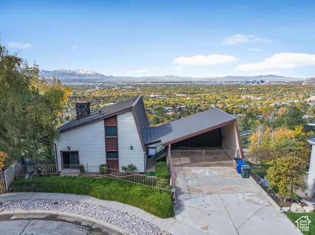 Property Photo:  2244 S Lakeline Cir E  UT 84109 