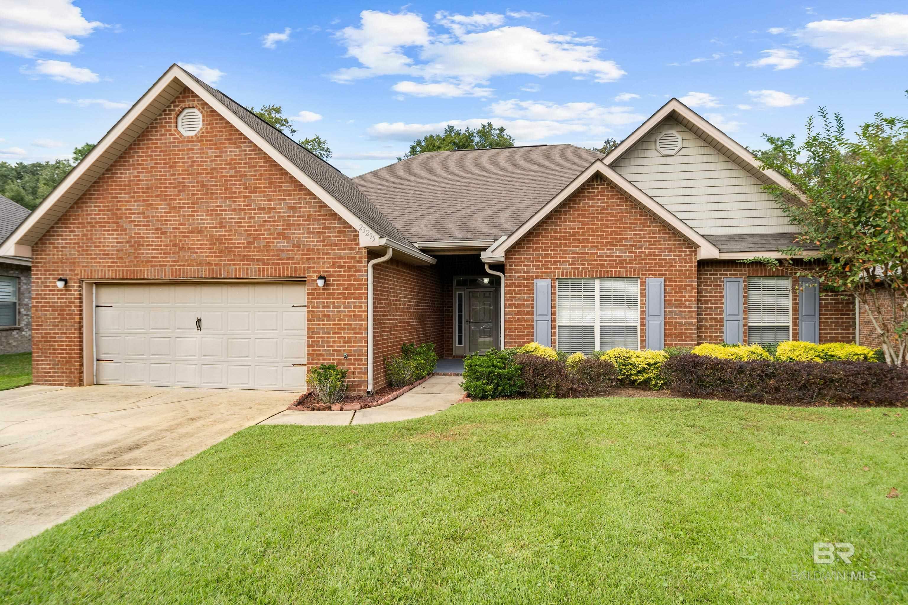 Property Photo:  23295 Dundee Circle  AL 36535 