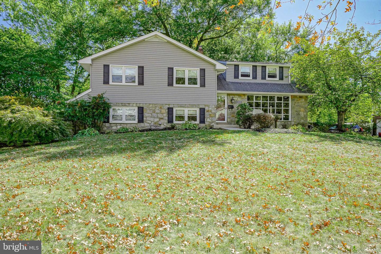 Property Photo: 2805 Hunterdon Drive NJ 08077