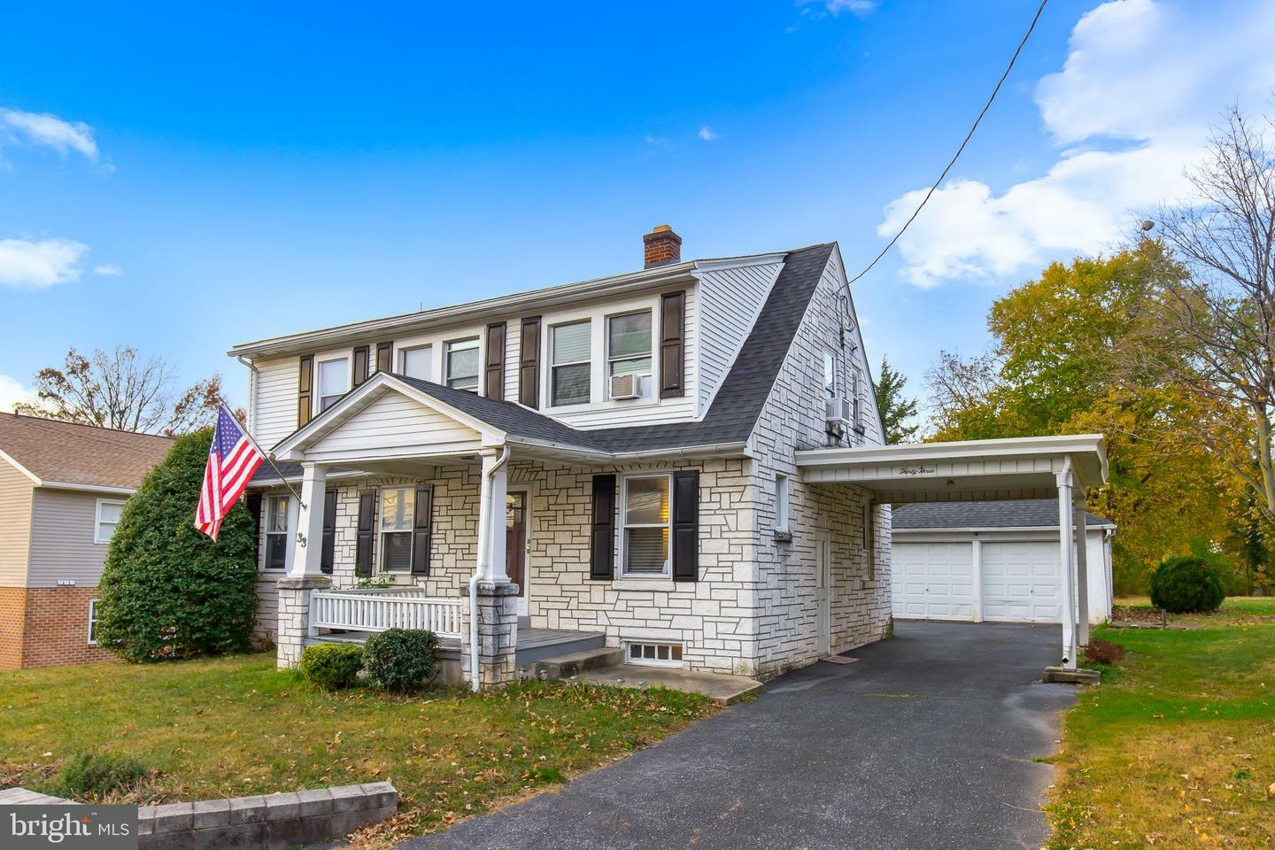 Property Photo:  33 Akron Road  PA 17522 