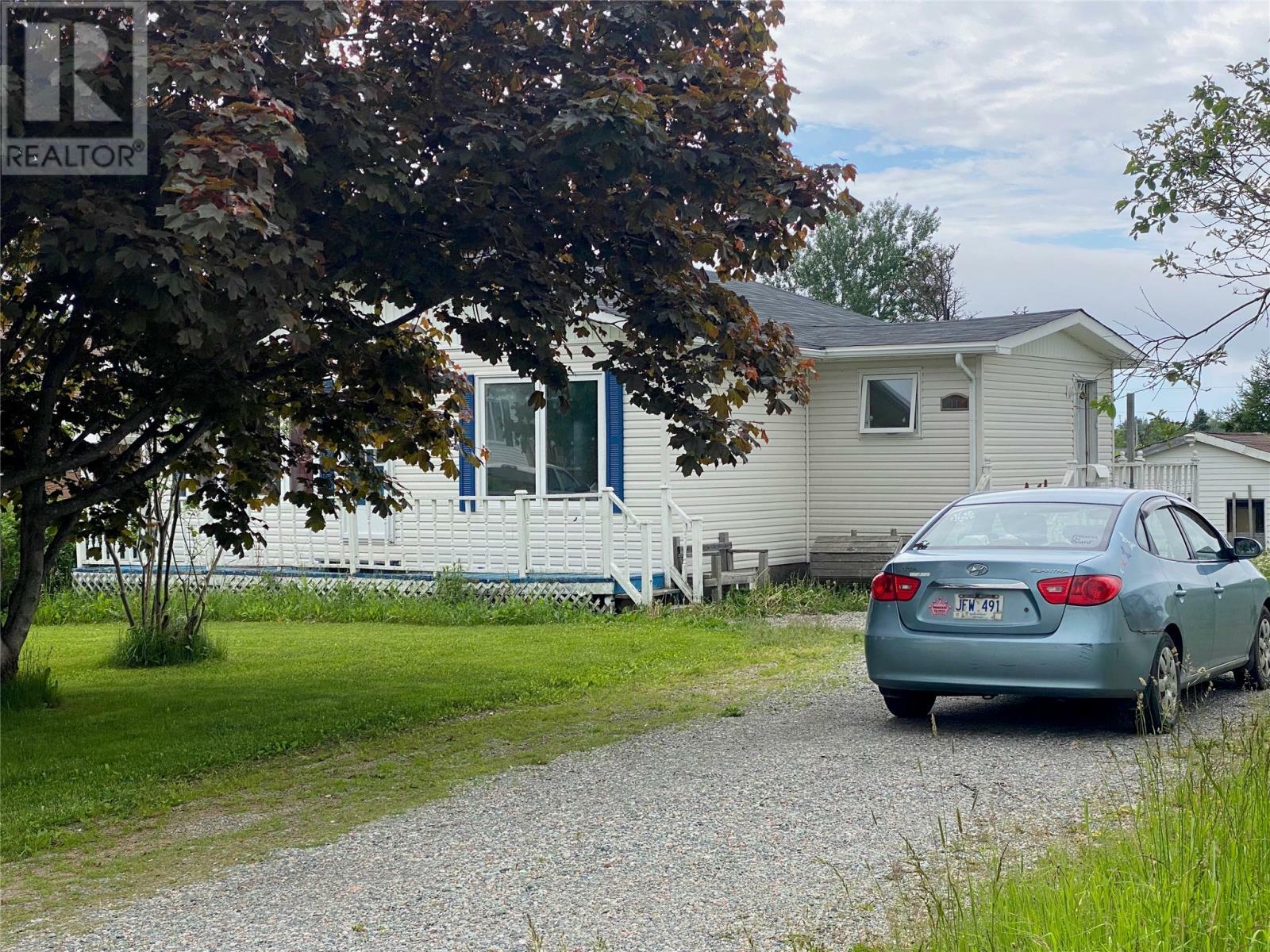 Property Photo:  11 Empire Avenue  NL A2N 1X4 