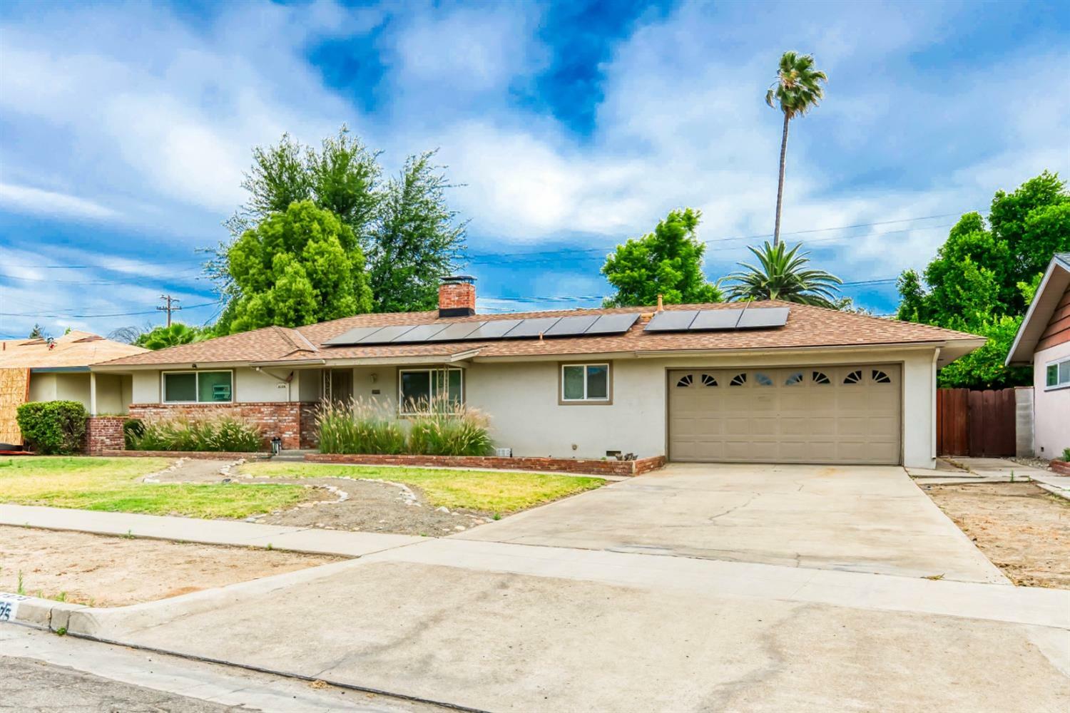 Property Photo:  2975 E Millen  CA 93726 