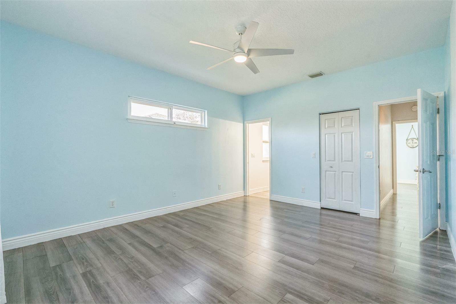 Property Photo:  6722 60th Street Circle E  FL 34221 