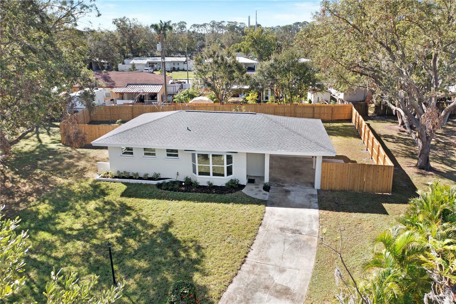 Property Photo:  3884 Nottingham Circle  FL 34235 