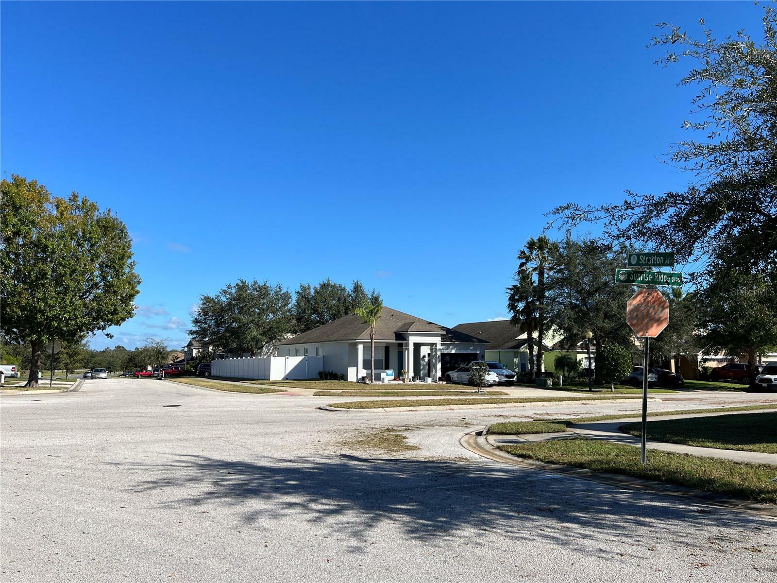 Property Photo:  1211 Stratton Avenue  FL 34736 