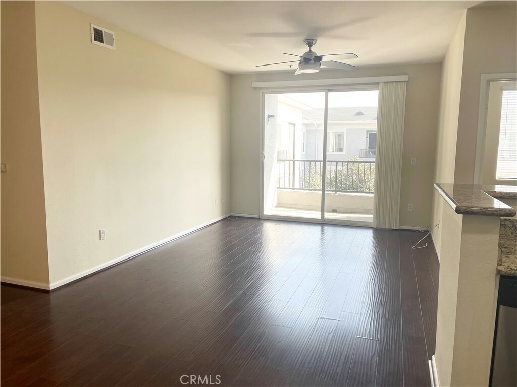 Property Photo:  1801 E Katella Avenue 4043  CA 92805 