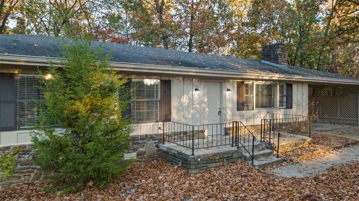 Property Photo:  2 Cheddar Circle  AR 72715 