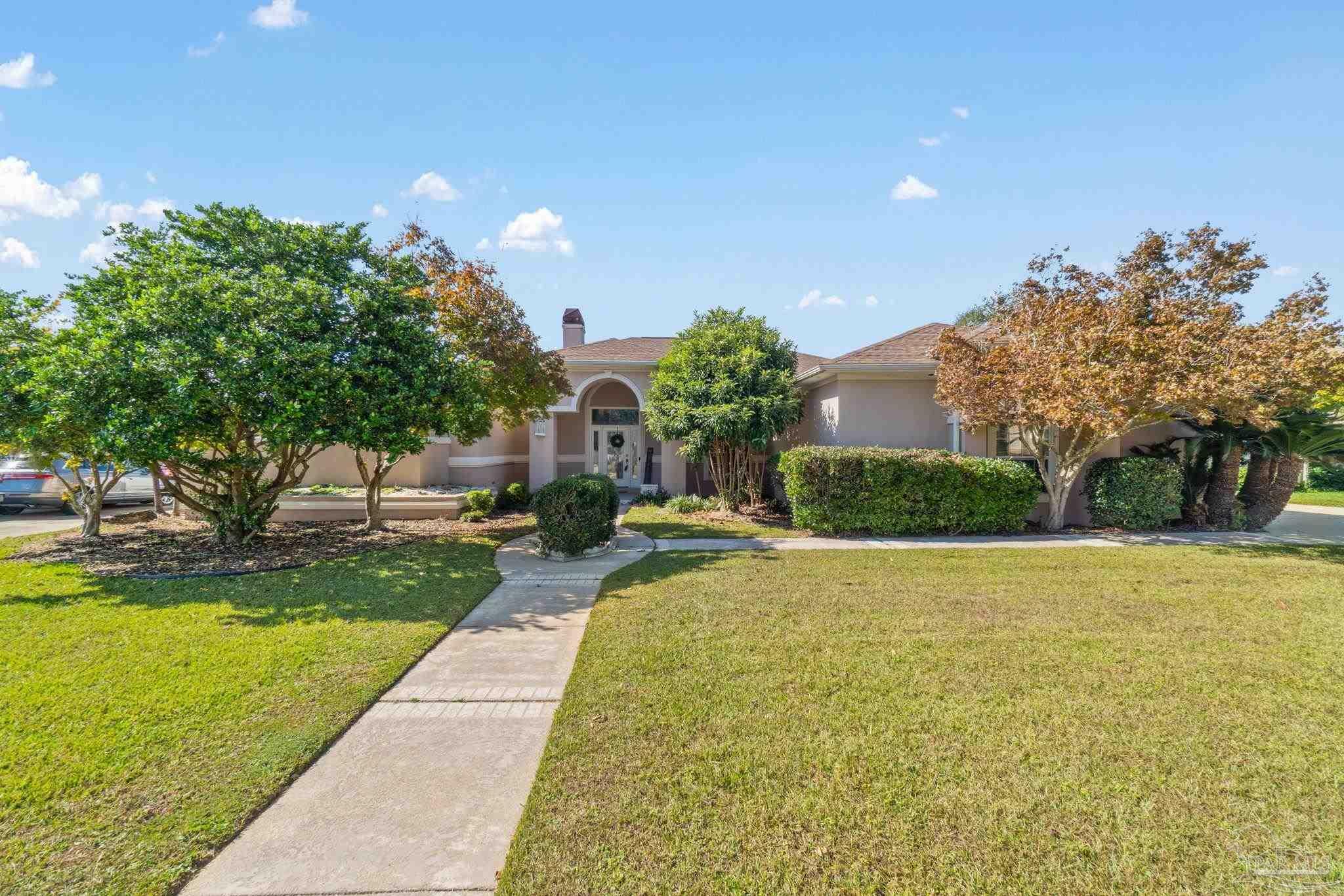 Property Photo:  3221 Copper Ridge Cir  FL 32533 