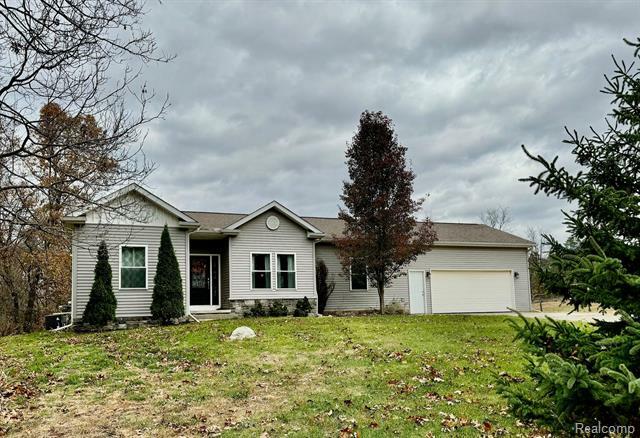 845 Galahad Drive  Brandon Twp MI 48462 photo