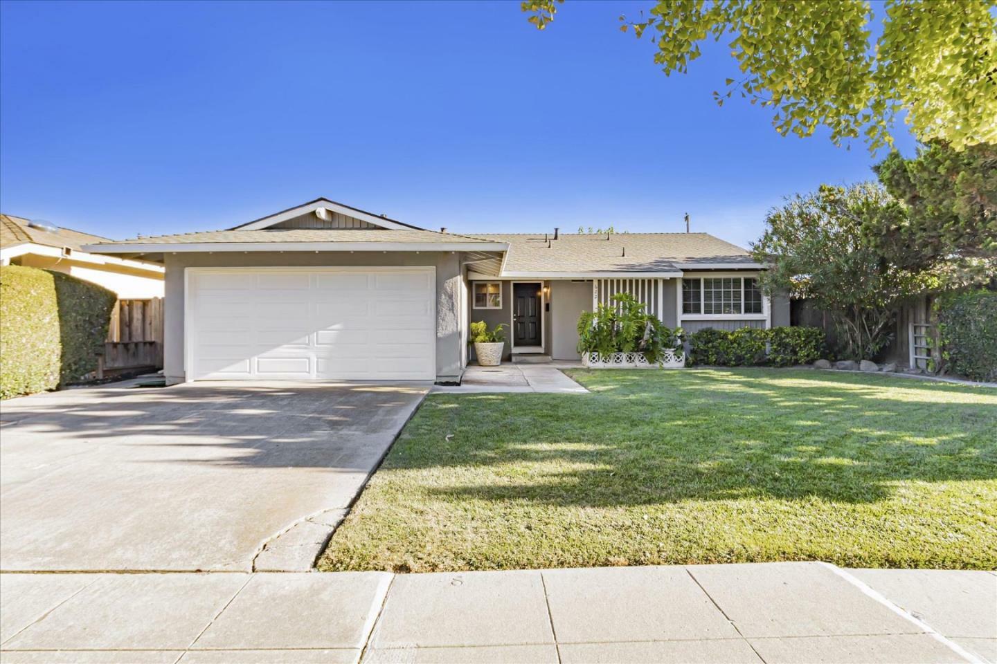 Property Photo:  622 Briarcliff Drive  CA 95123 