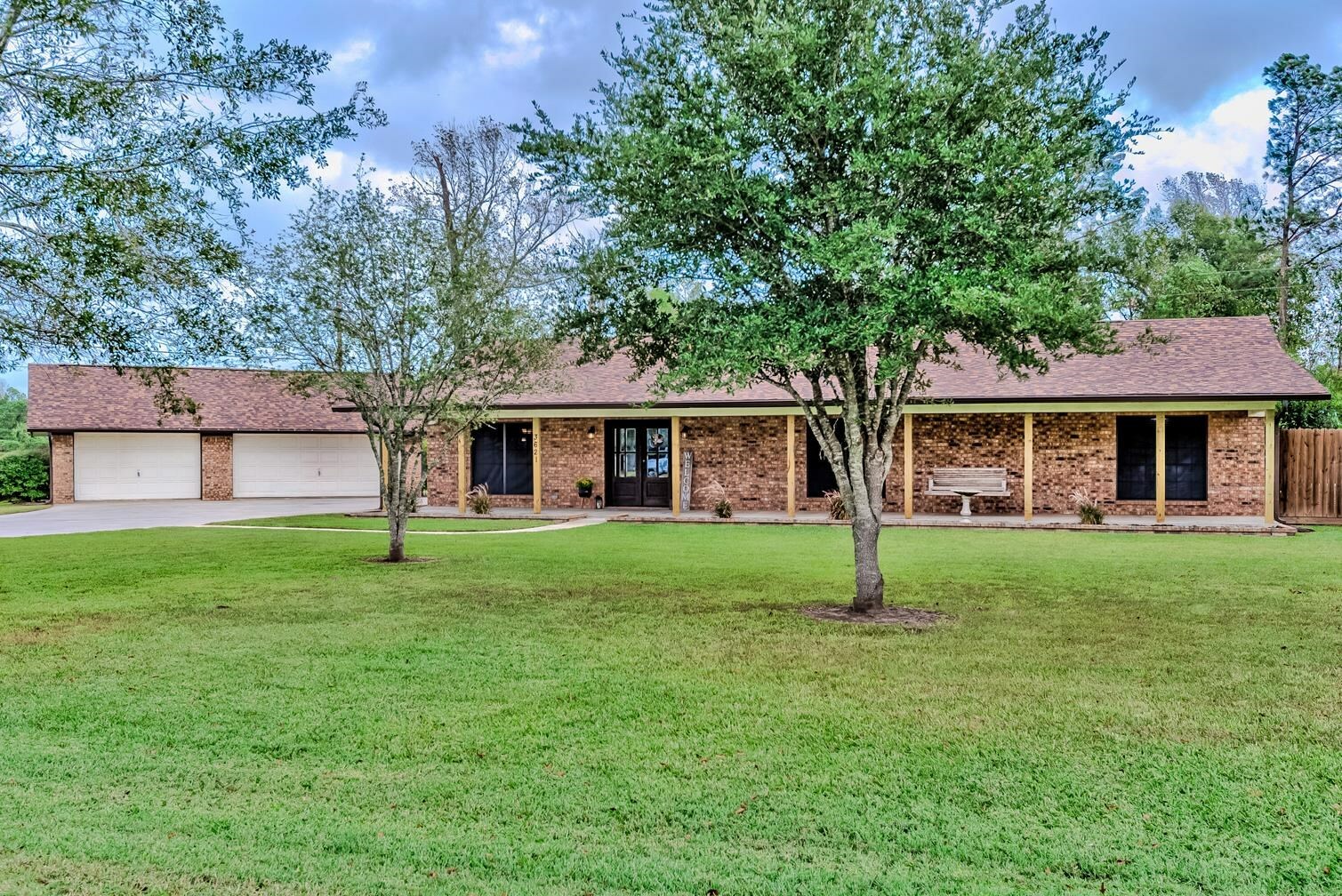 Property Photo:  3621 First Avenue  TX 77630 