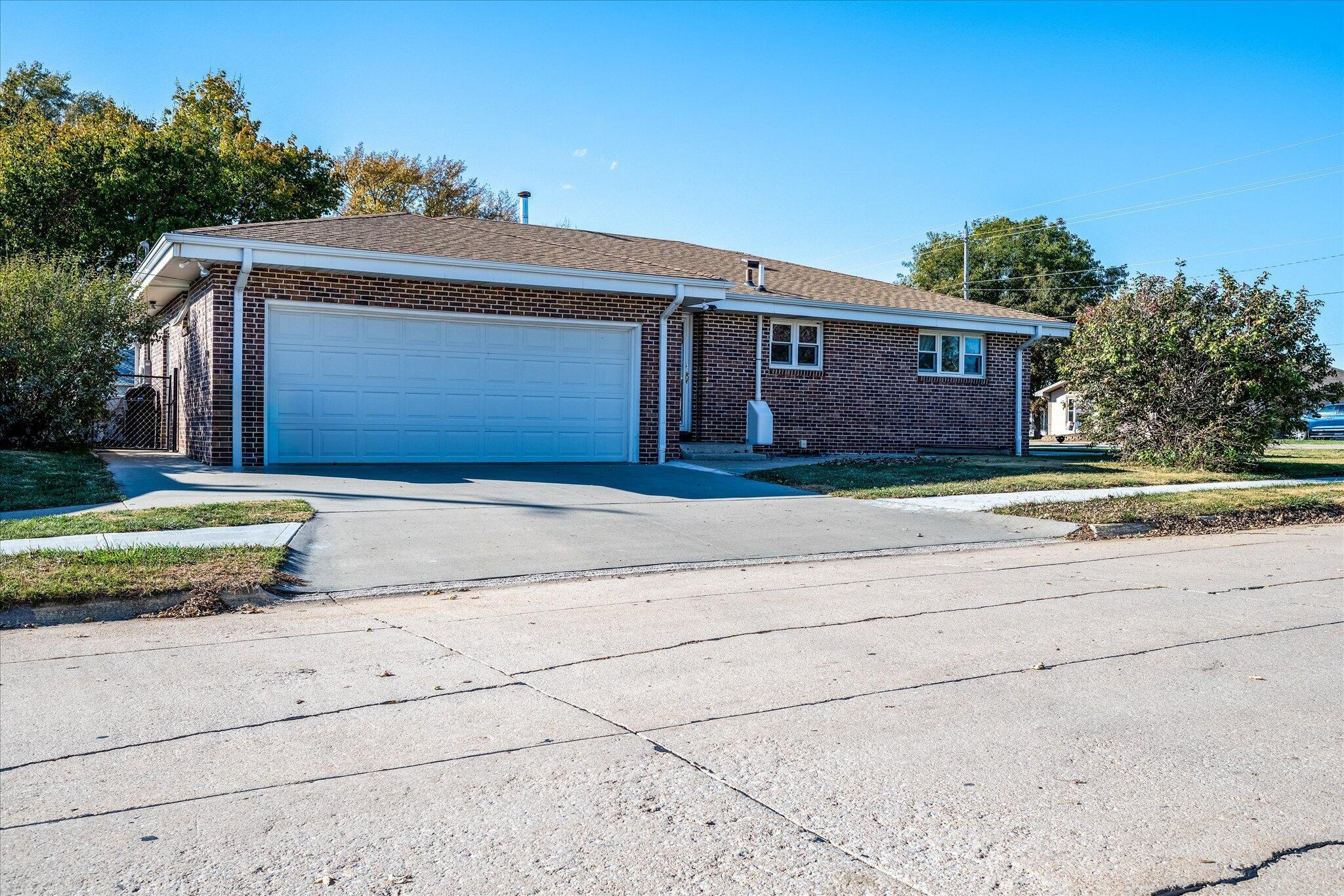 Property Photo: 36 E Main Street IA 51575