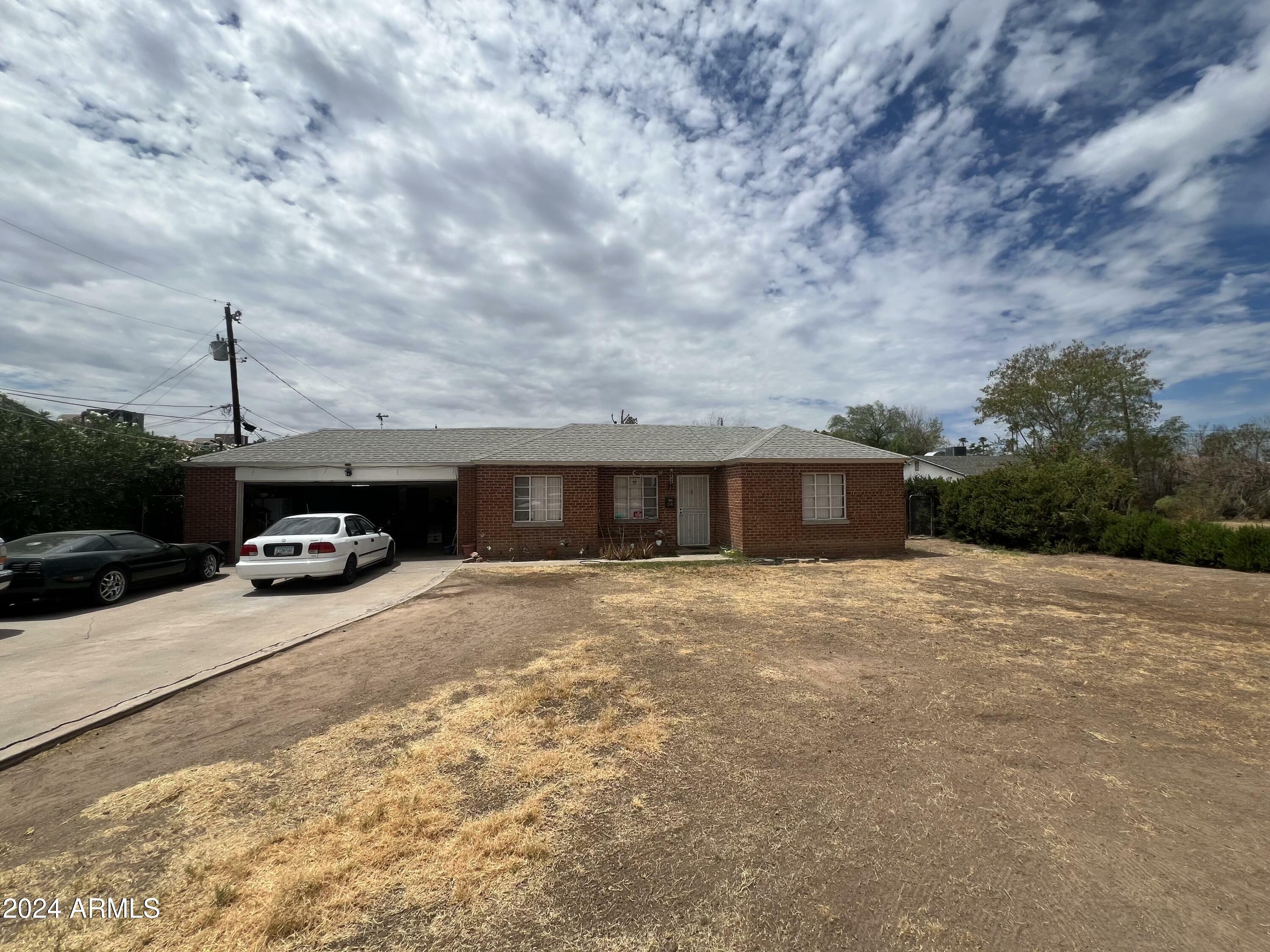 2341 W Campbell Avenue  Phoenix AZ 85015 photo