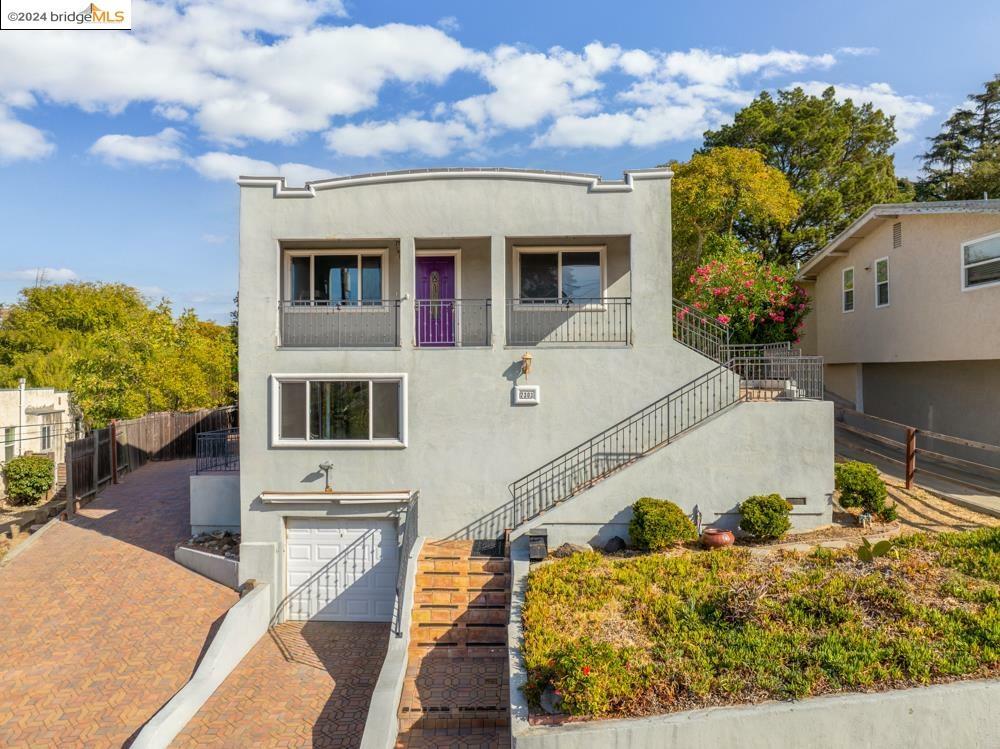 Property Photo:  2303 Scenic Avenue  CA 94553 