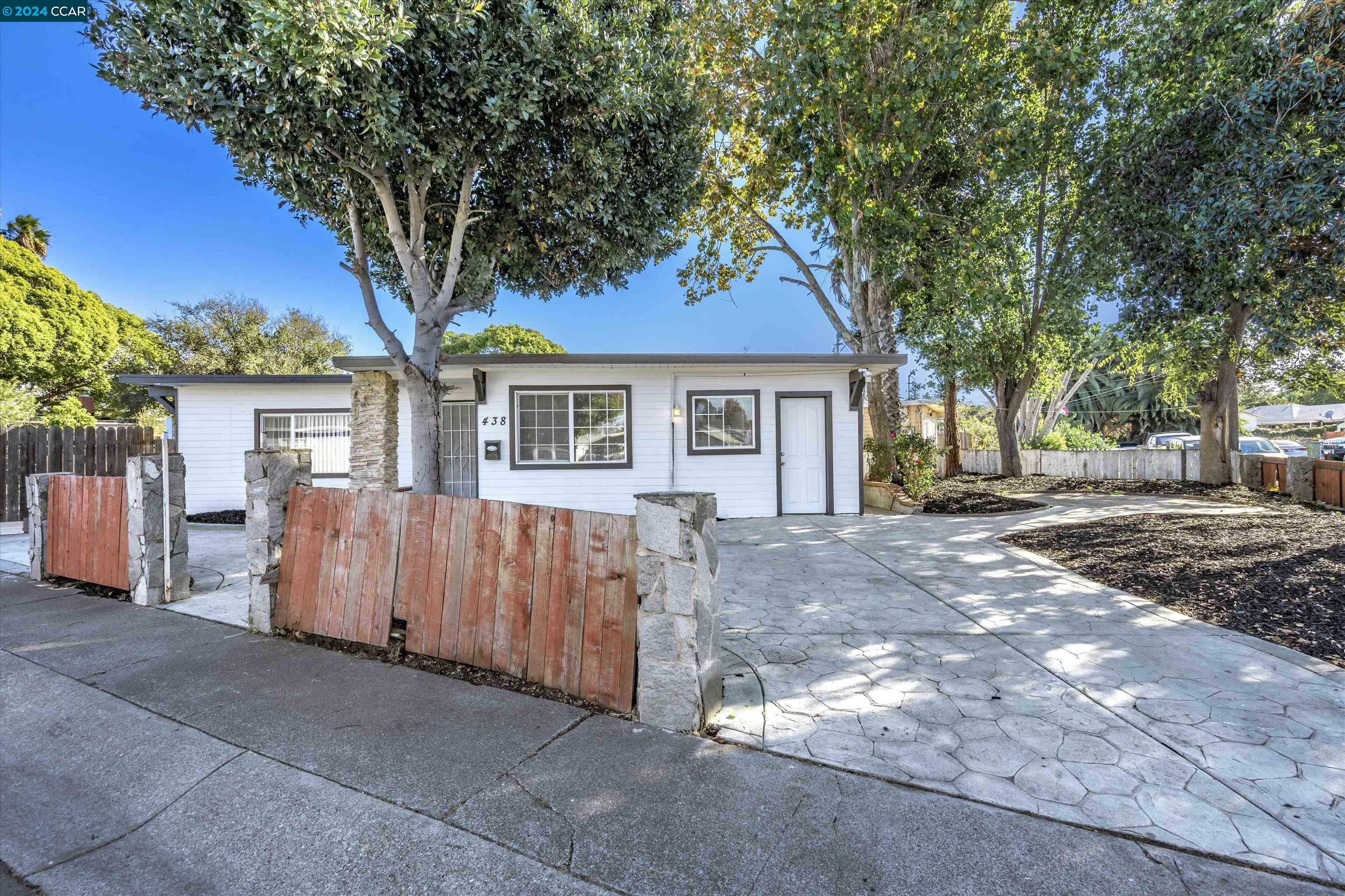 Property Photo:  438 Grennan St  CA 94591 