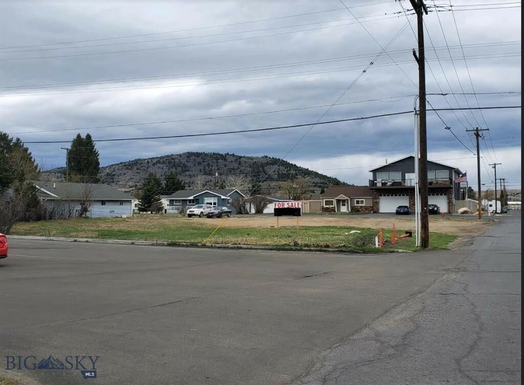 3302 Busch Street  Butte MT 59701 photo