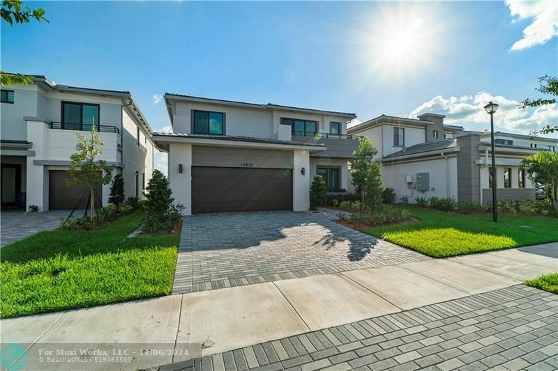 Property Photo:  10870 Oceano Way  FL 33076 