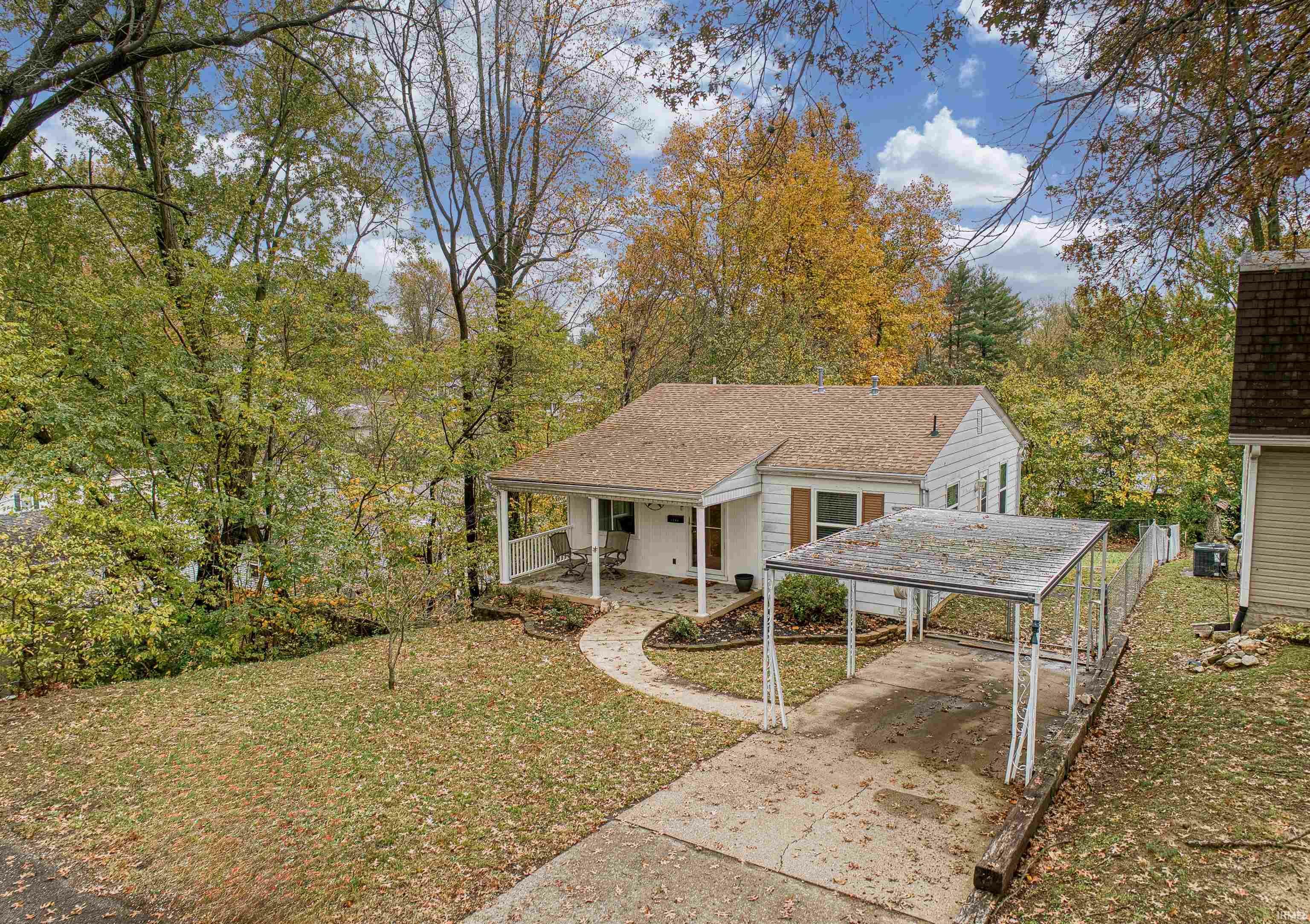 Property Photo:  3208 W Michigan Street  IN 47712 