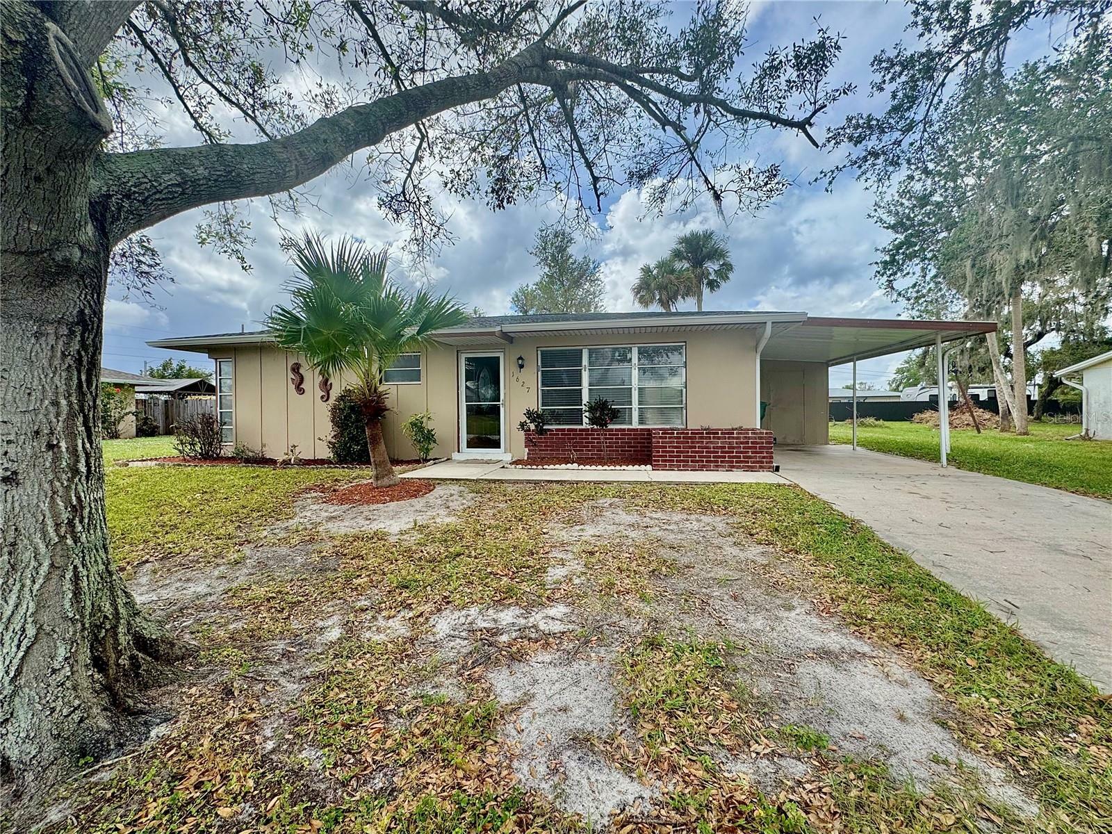 Property Photo:  1627 Adrian Street  FL 33952 