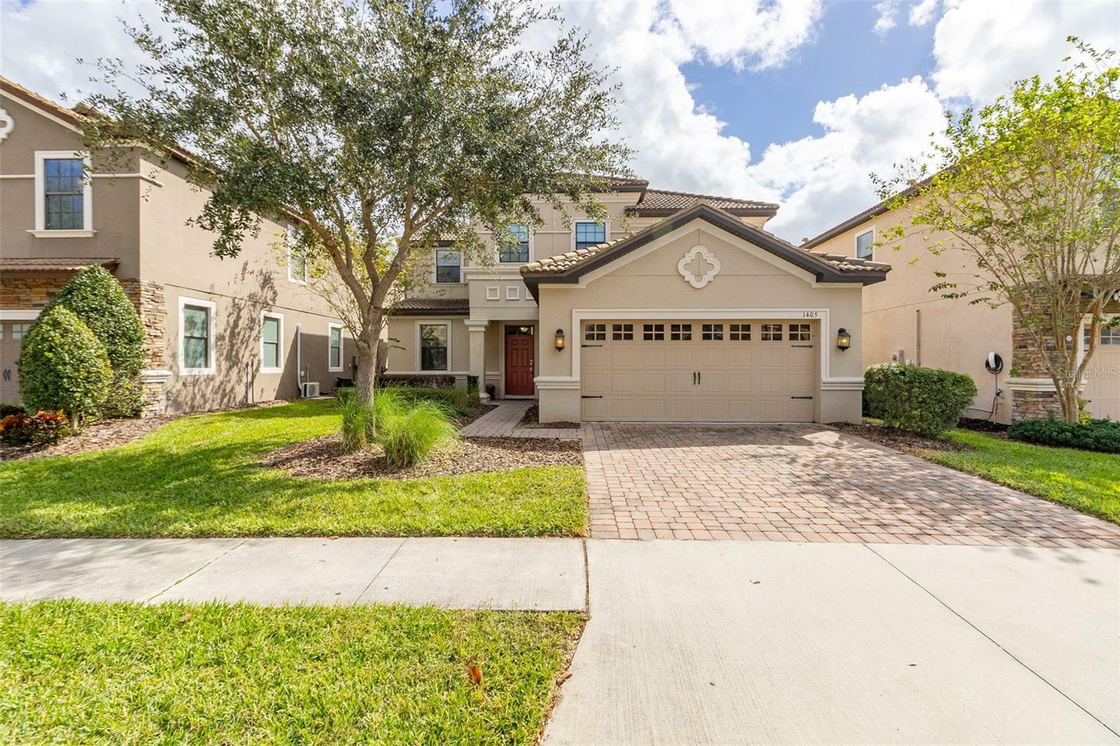 Property Photo:  1405 Moon Valley Drive  FL 33896 