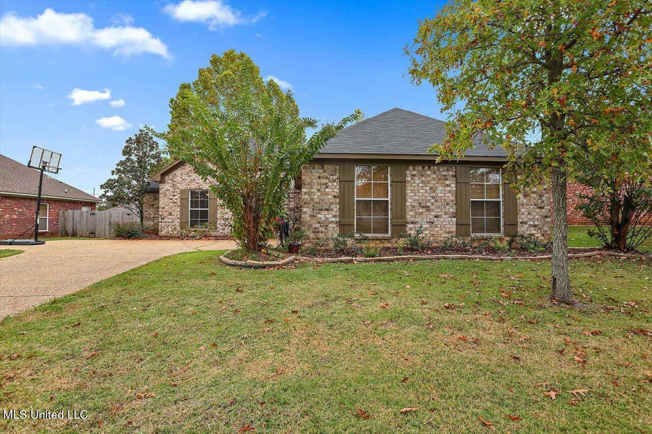 Property Photo:  303 Spring Hill Point  MS 39047 