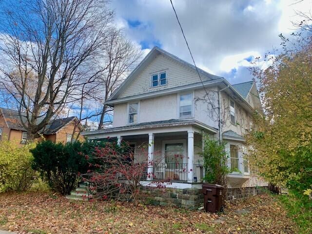 Property Photo: 208 E Oak Street MI 49224