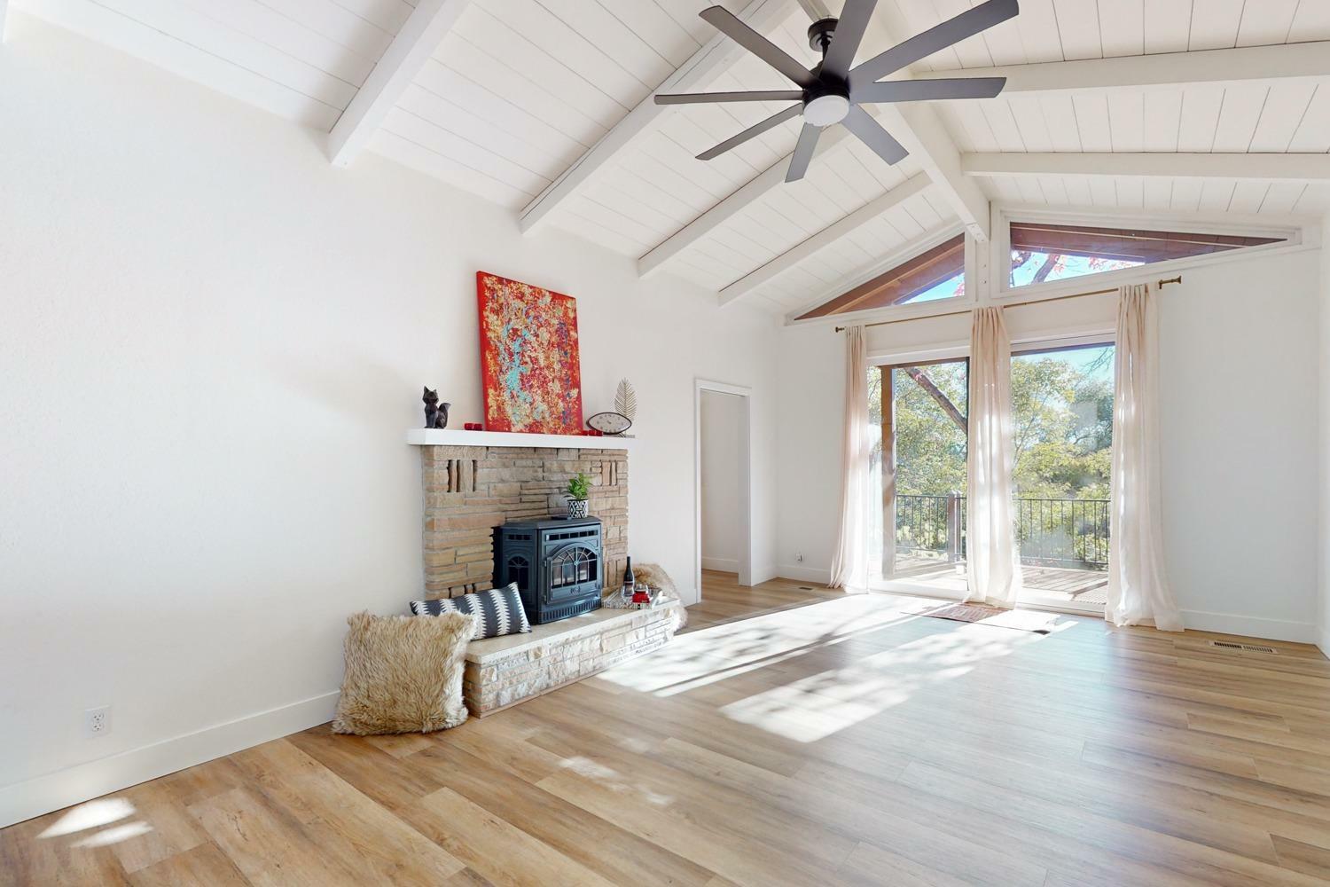 Property Photo:  17763 Jayhawk Drive  CA 95946 