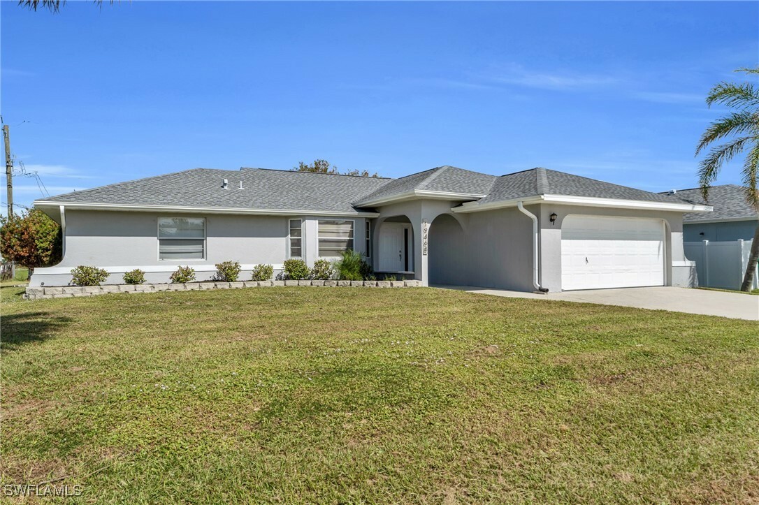 Property Photo:  19468 Edgewater Drive  FL 33948 